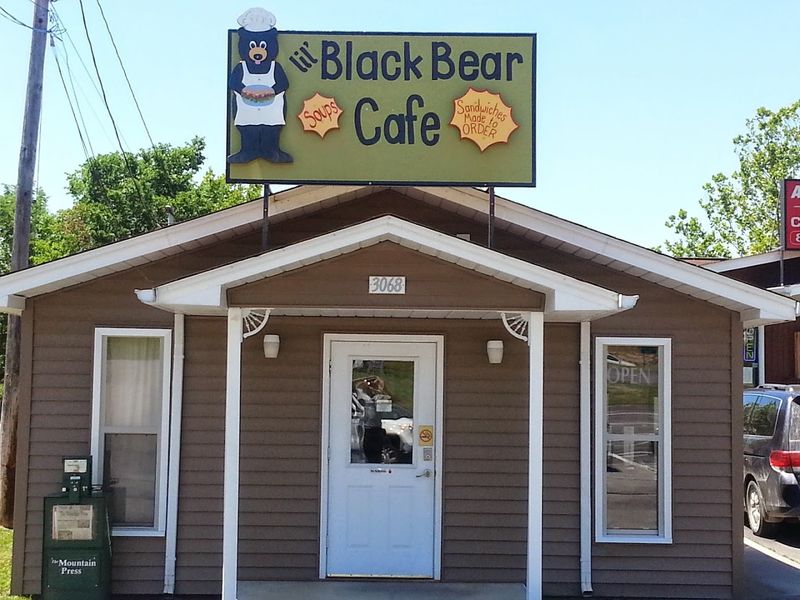 Lil' Black Bear Cafe