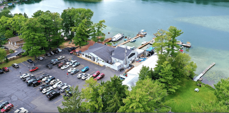 Weekend Brunch With A Lake As Your Backdrop
