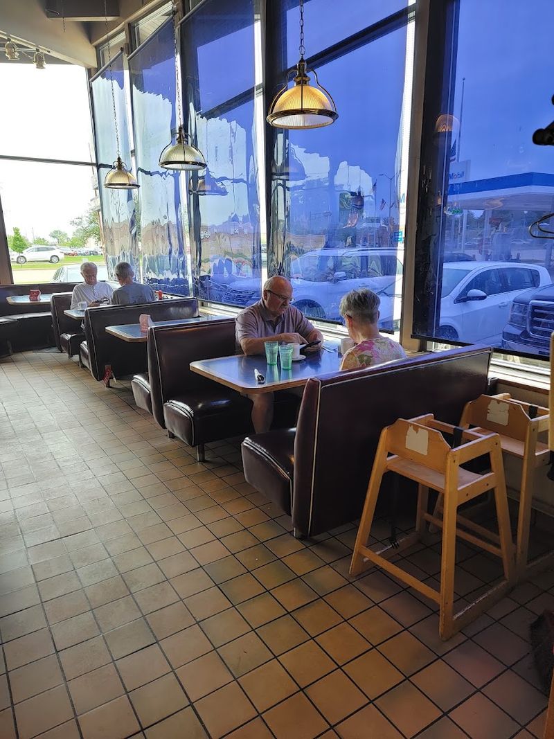 Friendly Service That Makes You Feel Like A Regular
