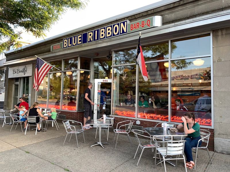 Blue Ribbon BBQ, Arlington