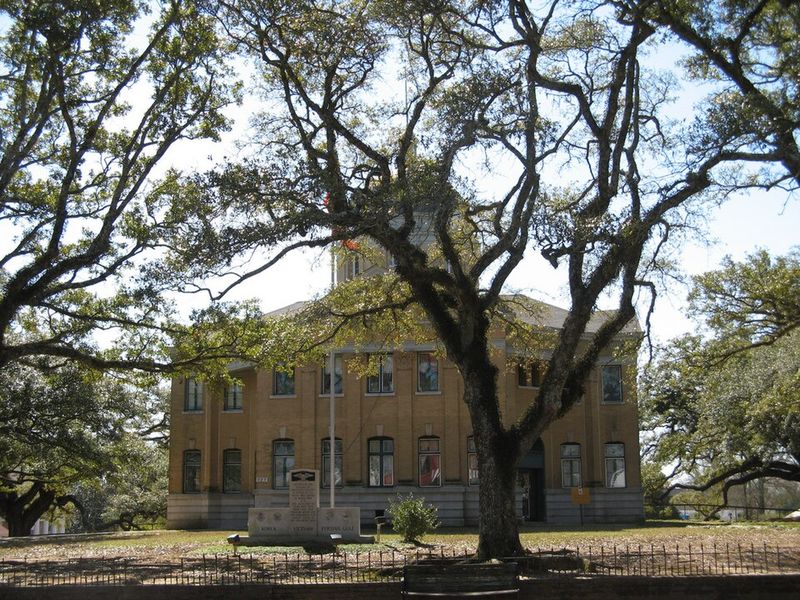 Wilkinson County Courthouse, Woodville