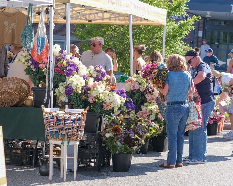 Handcrafted Goods And Artisan Finds