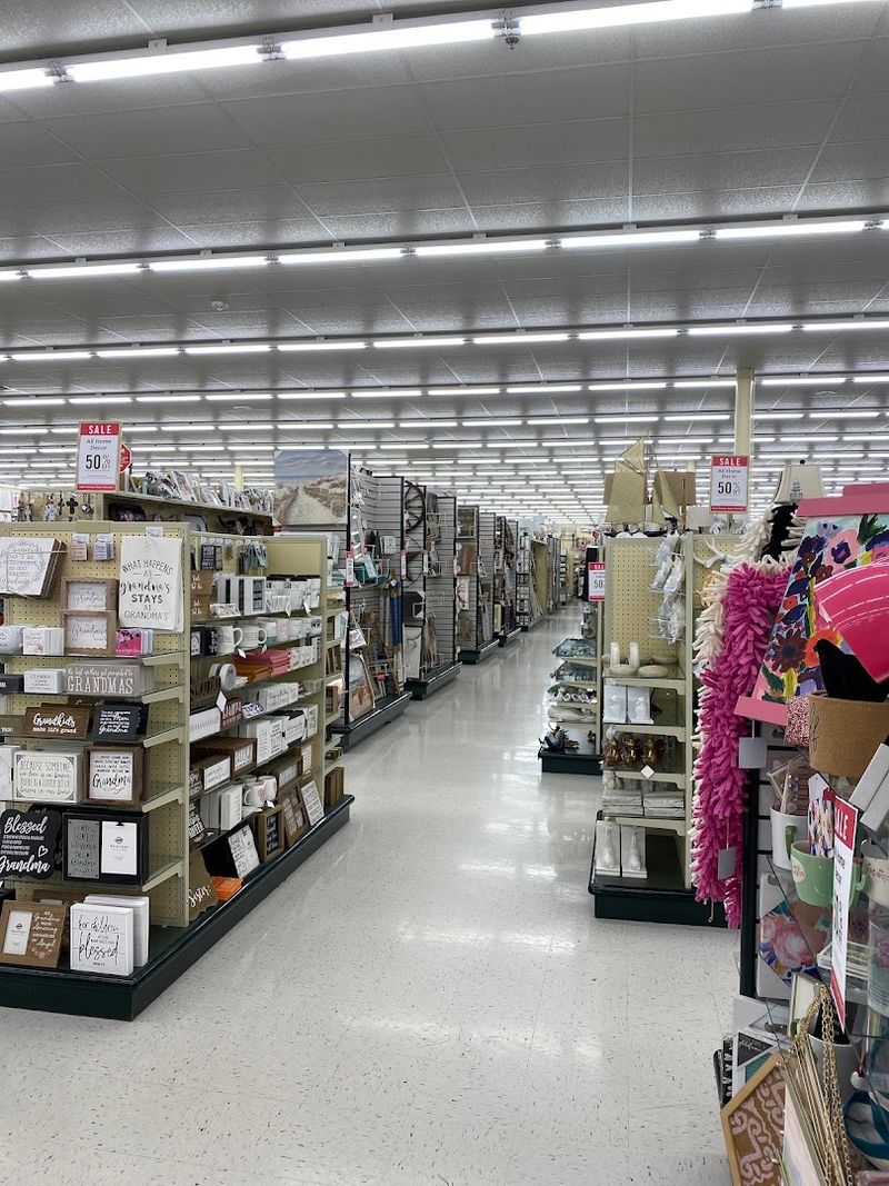 Hobby Lobby, Attleboro