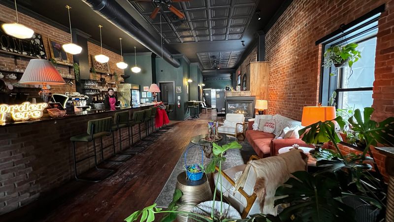 Cafe Nouveau