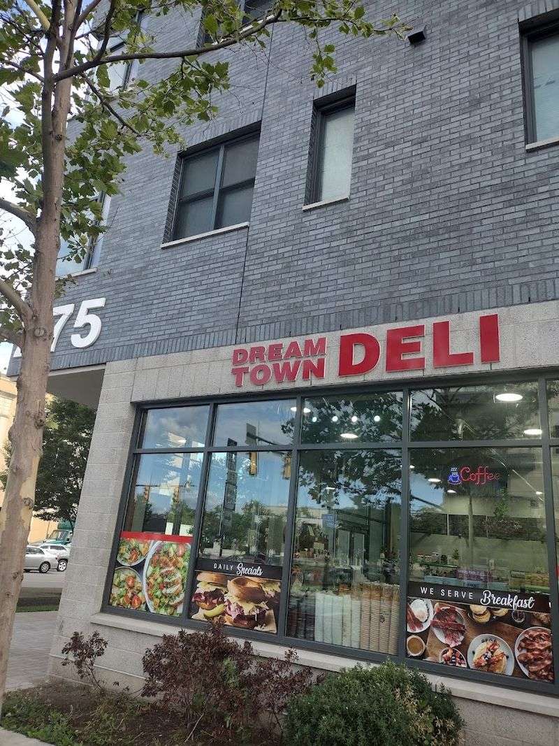 Dream Town Deli