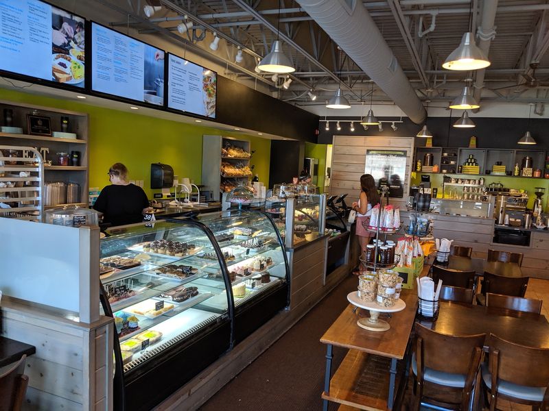 Twist Bakery And Cafe