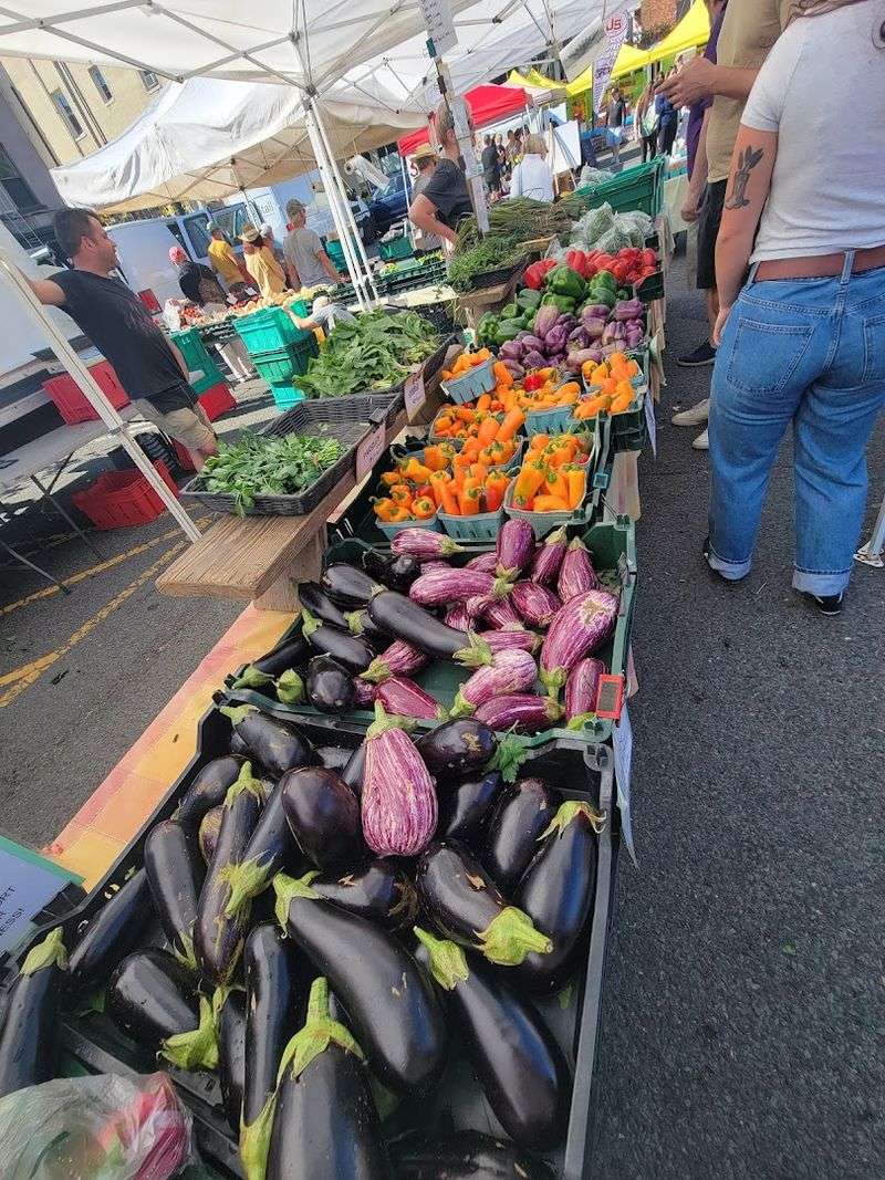 Summit Farmers Market