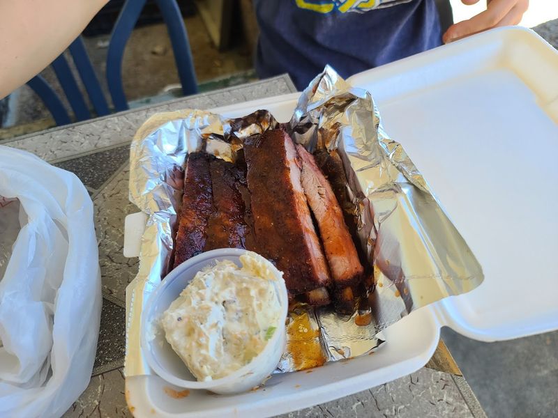 (CHOP) Clay's House Of Pig, Mississippi