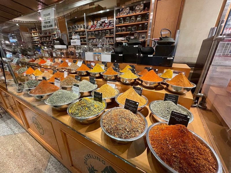 Li-Lac Chocolates And A Century Of Sweetness