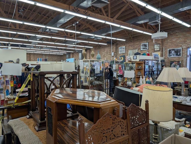 Mount Sinai Resale Shop