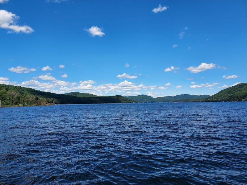 Lake George Vs. Great Sacandaga Lake