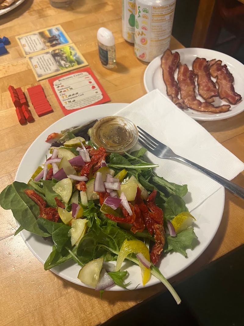 Food Worth Staying For