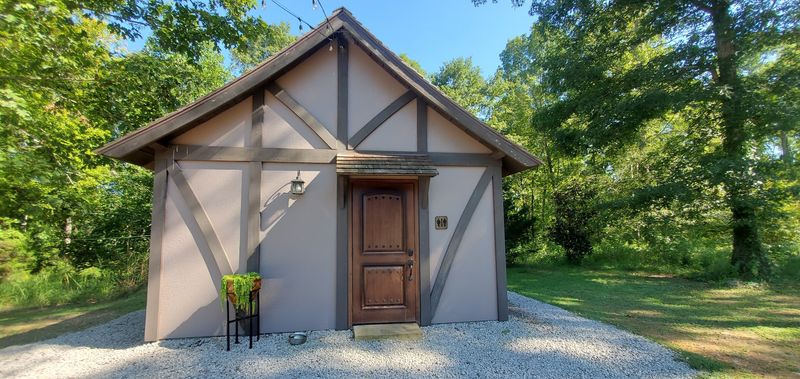 The Bathhouse And Practical Details Worth Knowing Before You Go