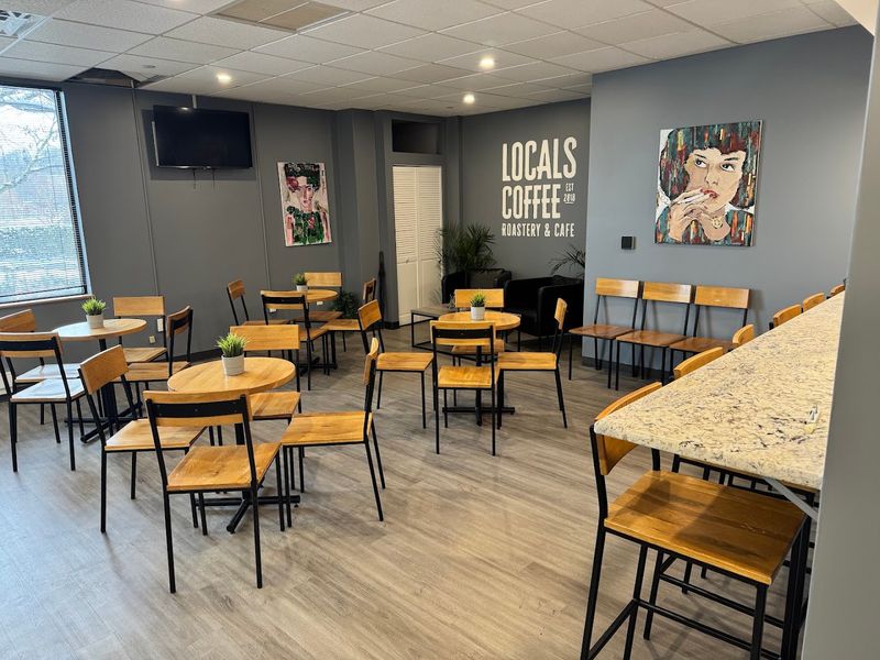 Local's Cafe