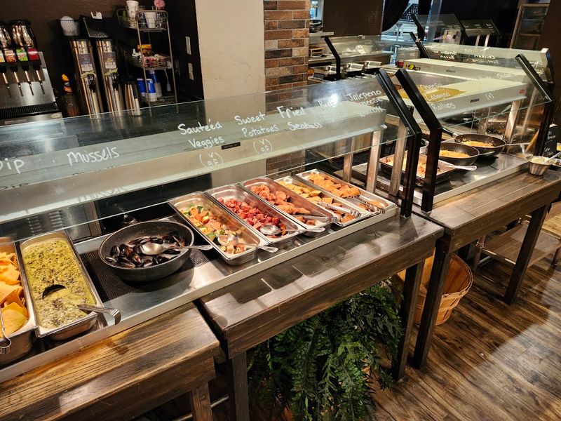 The Market Style Setup Puts You In Charge Of Every Plate