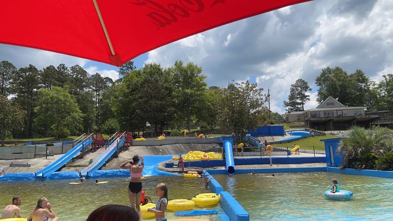 Benefits Of The Lazy River For Relaxing Afternoons