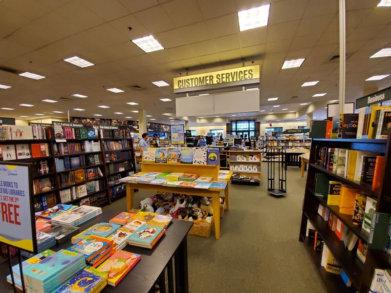 Wonders Of The World Book And Toy Store