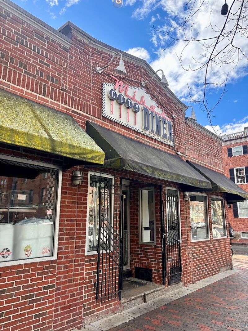 Mike's City Diner