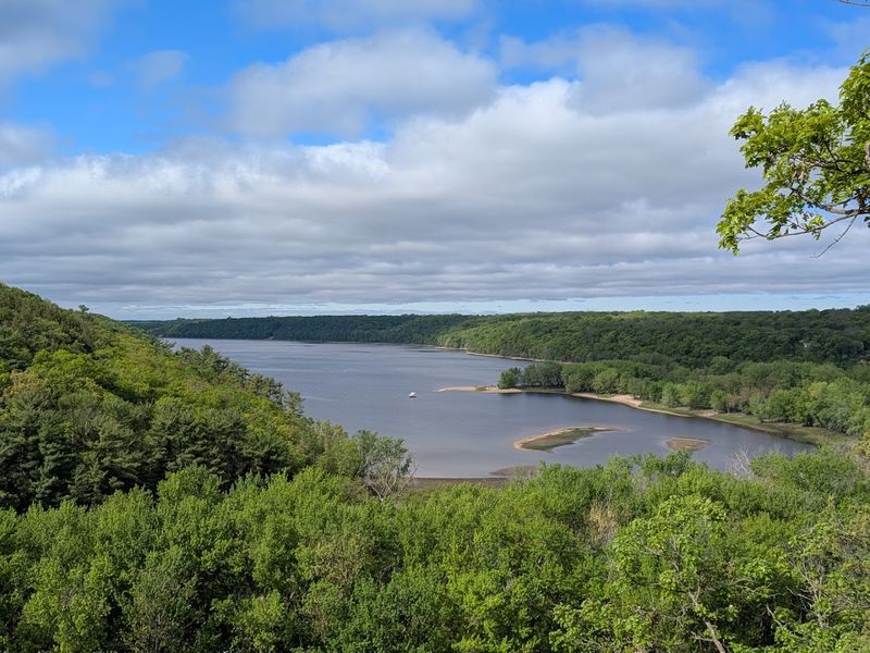 Kinnickinnic State Park