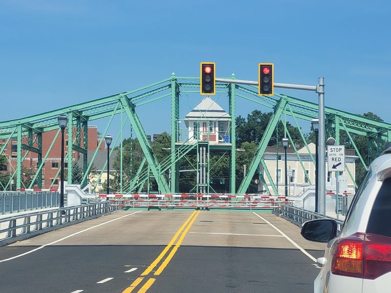 Grand Boulevard Swing Bridge