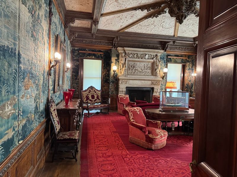 Why The Vanderbilt Mansion Belongs On Every New York Bucket List