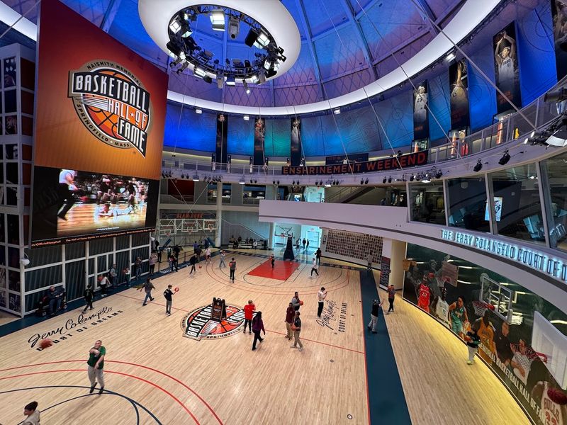 Naismith Memorial Basketball Hall Of Fame, Springfield