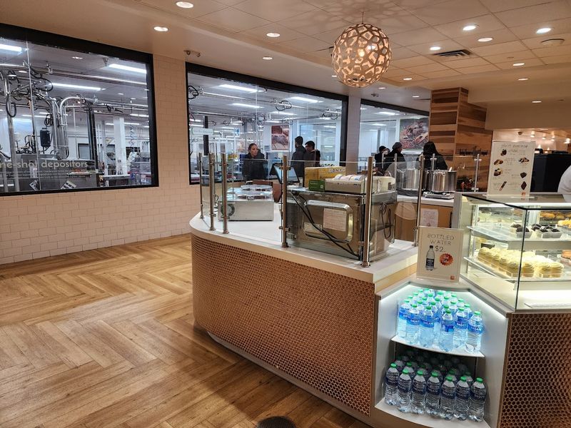 Why This Henderson Stop Deserves a Place on Every Nevada Itinerary