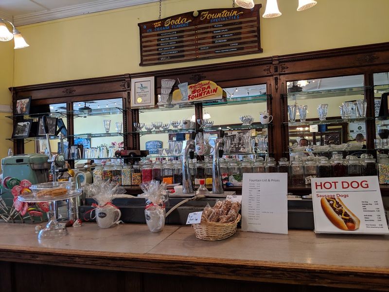 Savory Lunch Options That Surprise First-Time Visitors