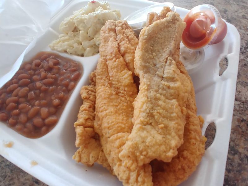 Catfish And Onion Rings That Steal The Show