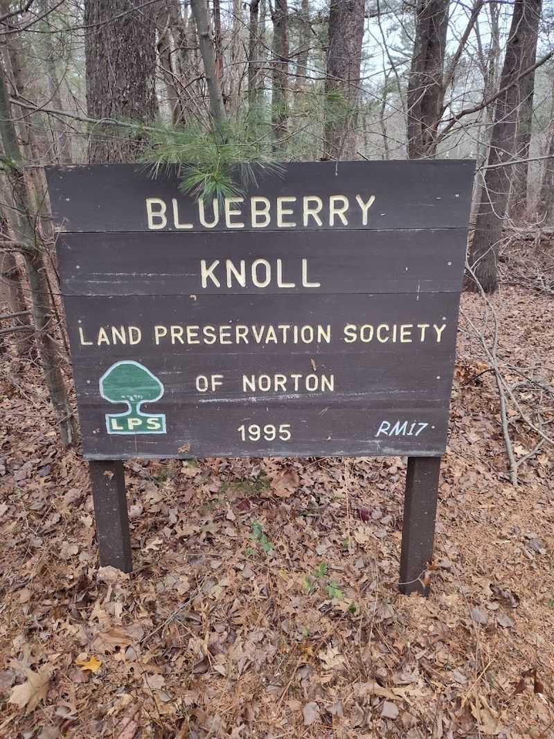 Blueberry Knoll Wildlife Area, Norton