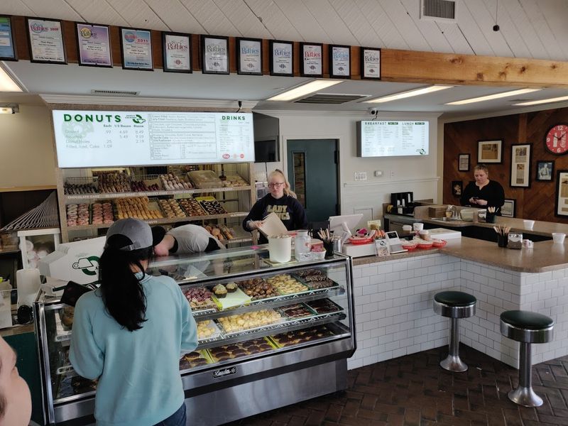 Donut Country, Murfreesboro