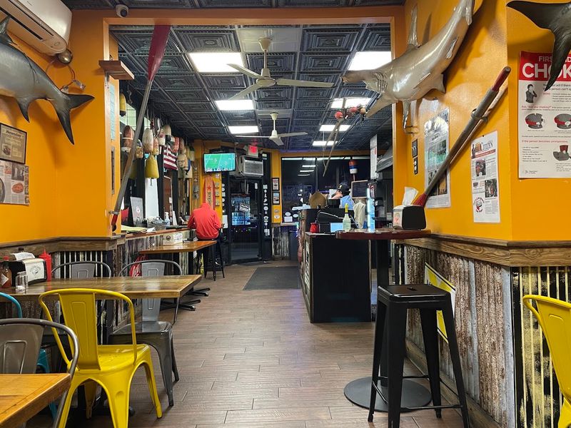 DJ's Clam Shack