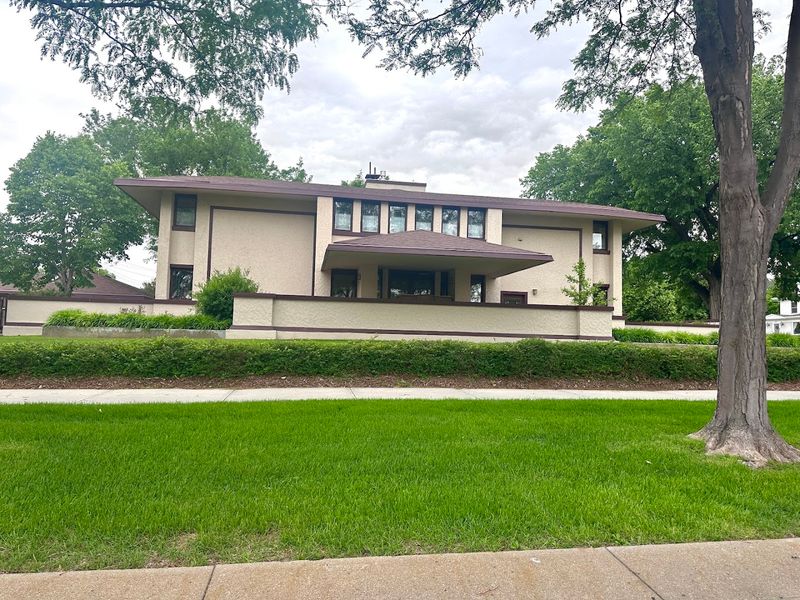 An Unexpected Frank Lloyd Wright Architecture Surprise
