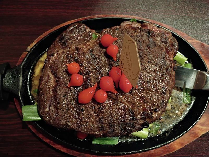 Signature Steaks And Oysters Keep Diners Booking Tables Ahead