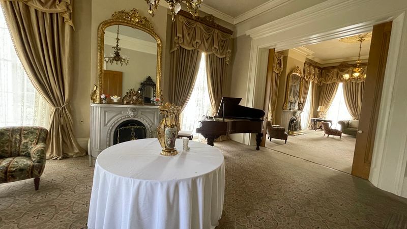 The Castle Restaurant At Dunleith Historic Inn