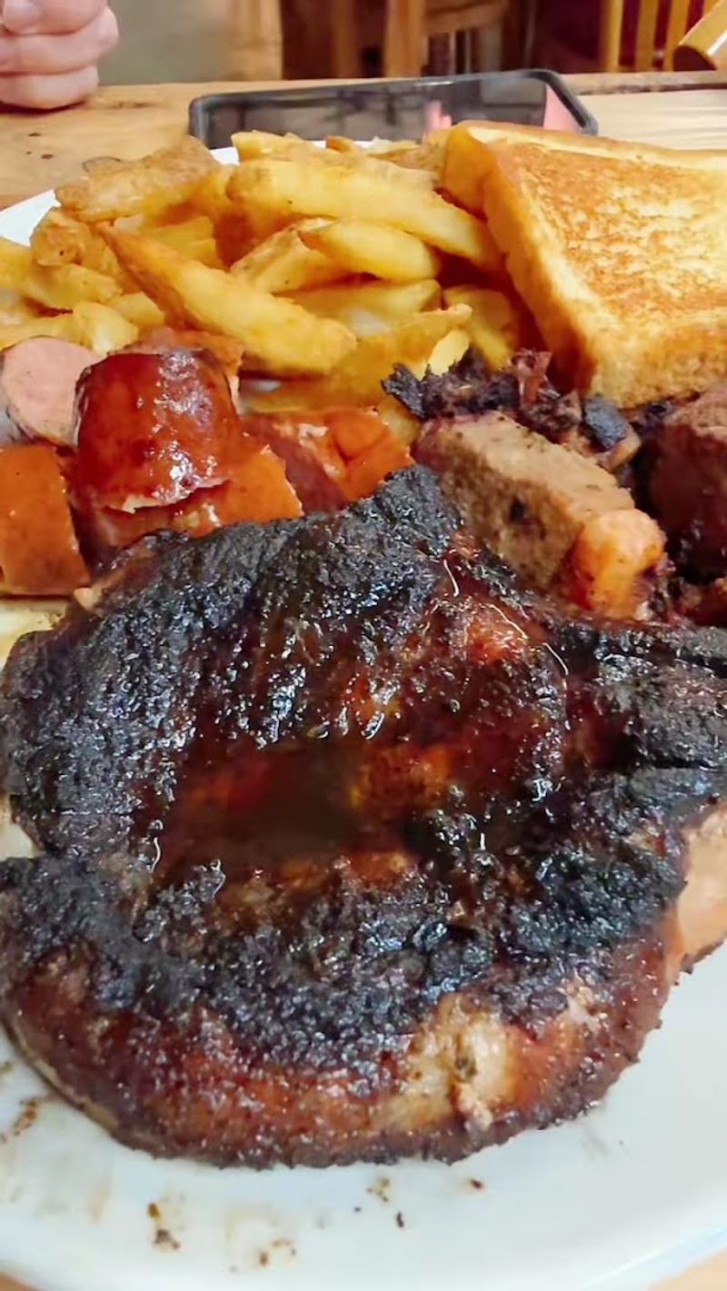 The Filet Mignon Proves This Country Road Is Worth Following