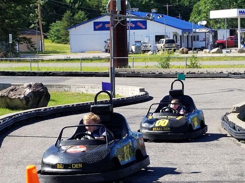Bears Den Mini Golf & Go Karts