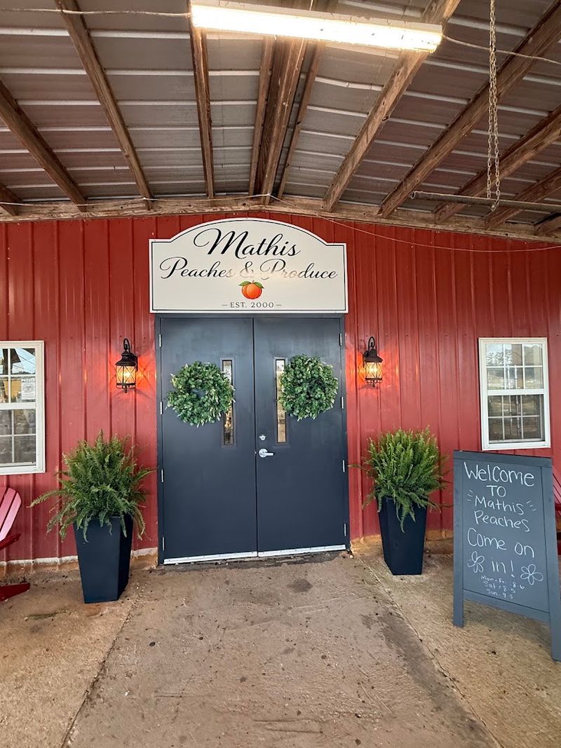 Mathis Peaches And Produce