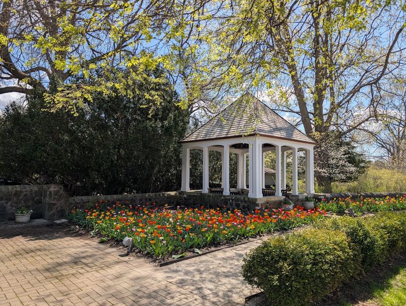 Boerner Botanical Gardens, Hales Corners