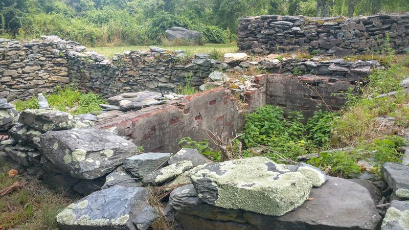 Farnham Farm And The Fields Of Living History