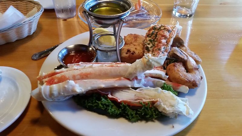 Suzy's Steak & Seafood House