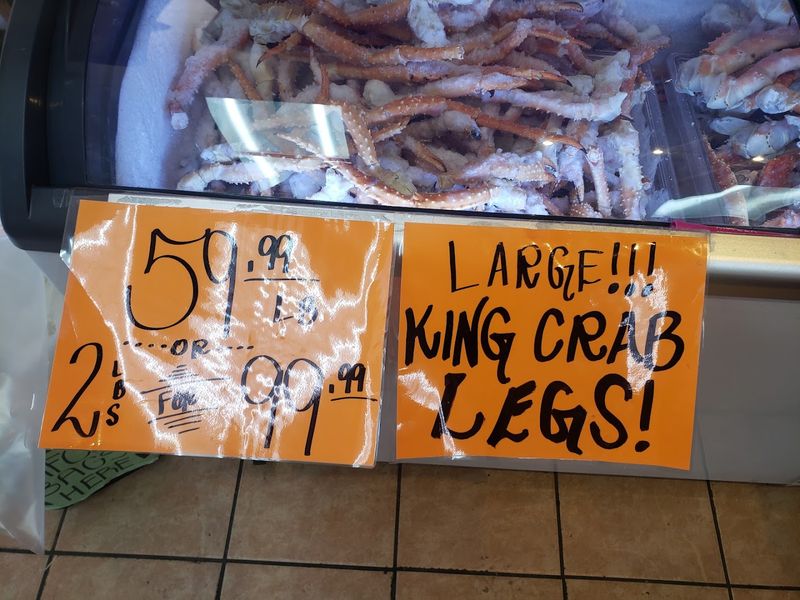 Crab Legs Bigger Than Most Stores Even Stock