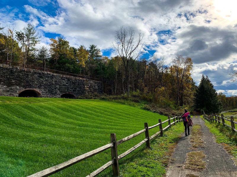Binnewater And The Cement That Built America