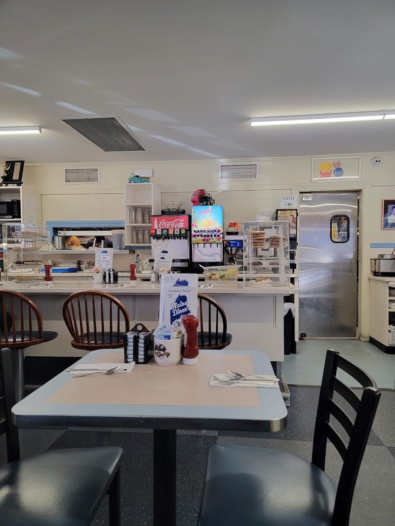 Why This Diner Belongs On Your Must-Stop List
