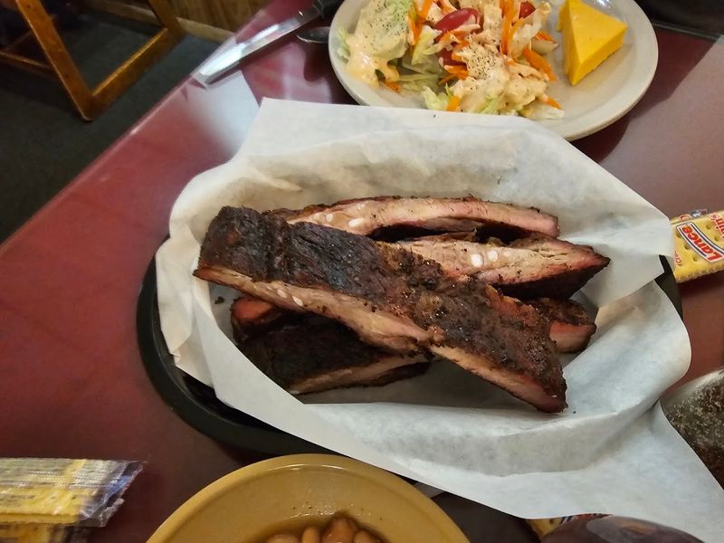 Free Ribs Before Dinner
