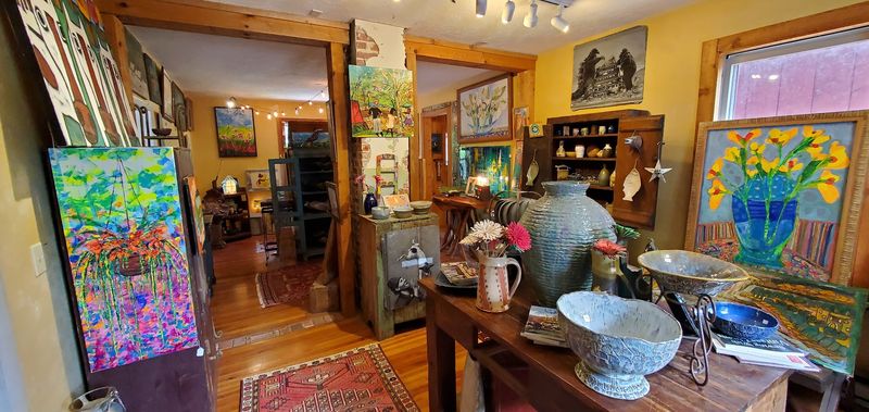 The Art Studio And Amphitheater Make It A Full Experience