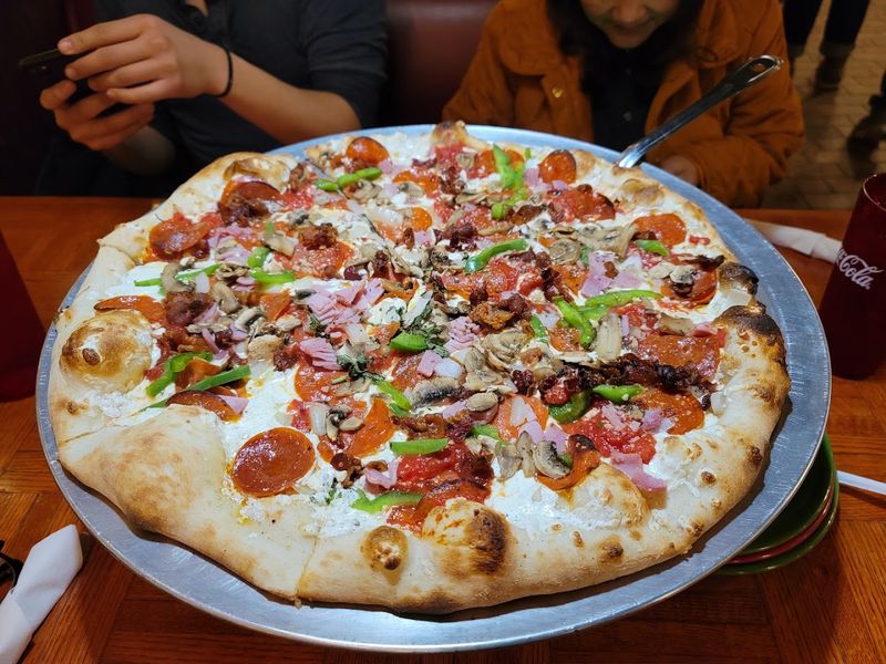 828 Family Pizzeria