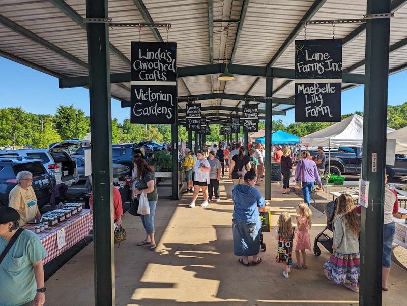 Hitching Lot Farmer's Market