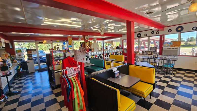 Milty Wilty Drive-In