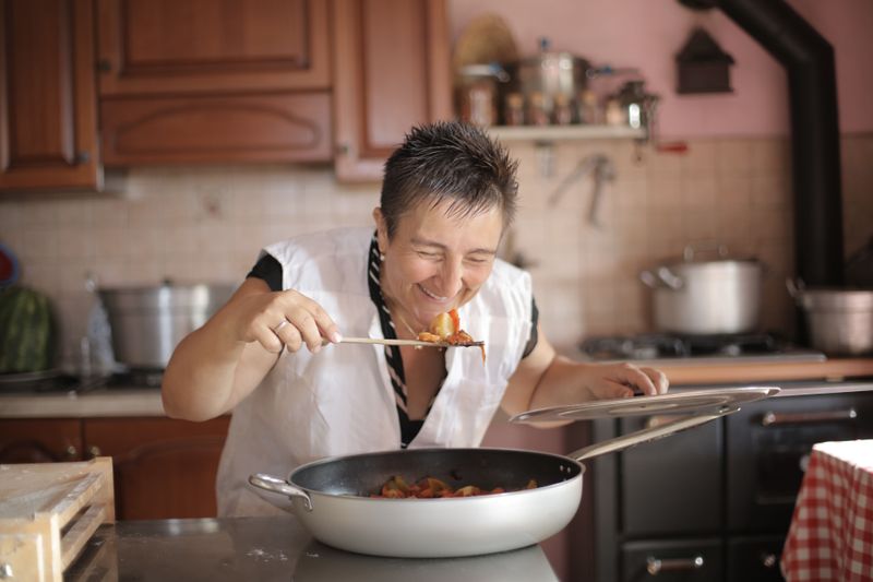 You Can't Trust A Skinny Cook